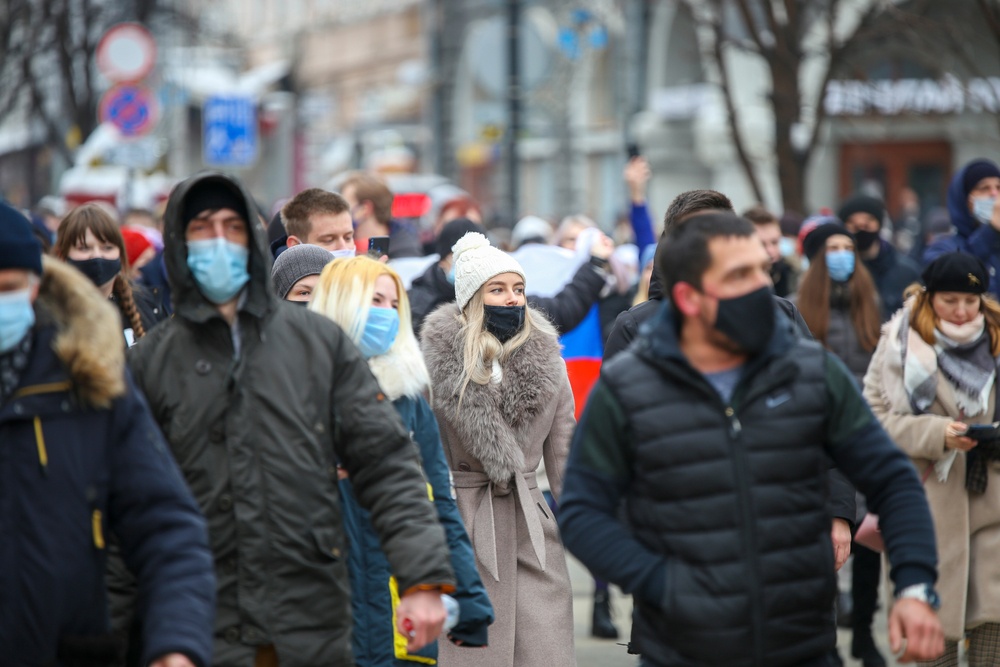 Γρίπη και COVID-19 απειλούν την Ευρώπη