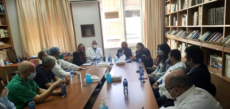 Τα νοσοκομεία «Έλενα Βενιζέλου» και «Κοργιαλένειο – Μπενάκειο» επισκέφθηκε η Μίνα Γκάγκα