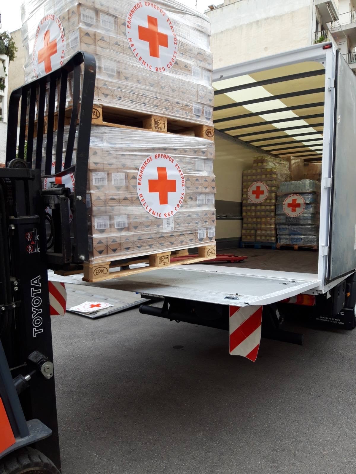 Ο Ελληνικός Ερυθρός Σταυρός απέστειλε 8 τόνους ανθρωπιστικής βοήθειας στην Ουκρανία