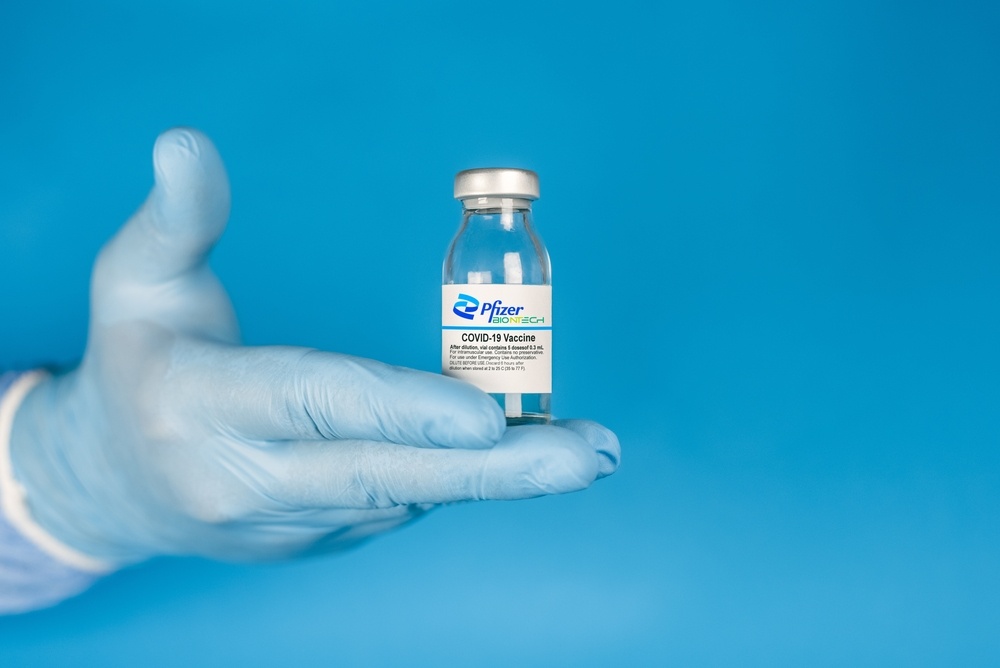 Healthstories Έφτασαν τα νέα εμβόλια για την Όμικρον 4 και 5 - Το απόγευμα ανοίγει η πλατφόρμα - Αναλυτικοί πίνακες