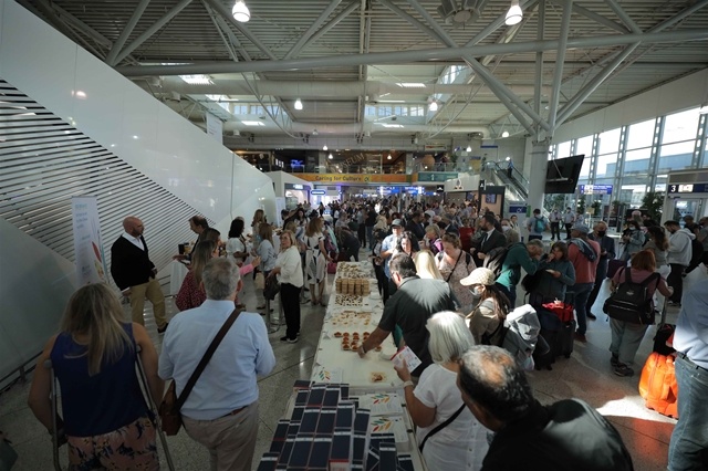 Το happening στον Διεθνή Αερολιμένα Αθηνών που θα μείνει αξέχαστο στους επισκέπτες για πολλά χρόνια1