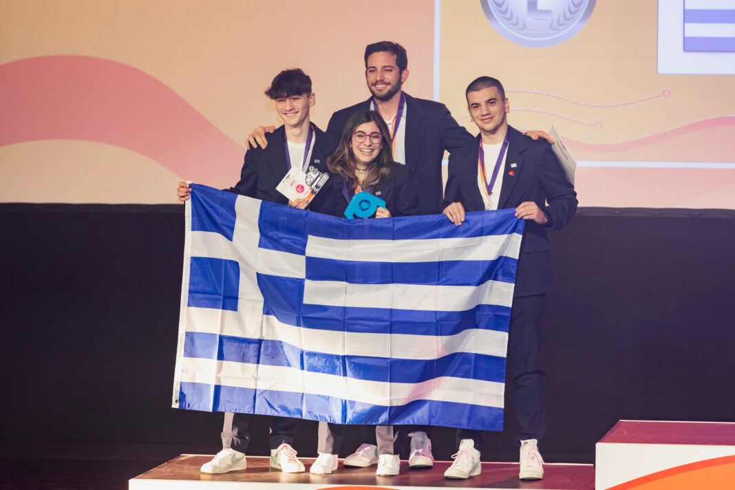 Healthstories Η Ελλάδα κατέκτησε το αργυρό μετάλλιο στην Παγκόσμια Ολυμπιάδα Ρομποτικής