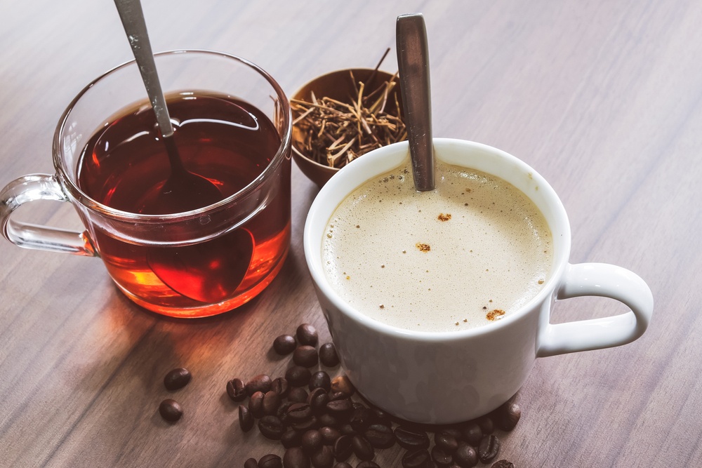 Tσάι ή καφές; Ποιο ρόφημα είναι καλύτερο για την υγεία