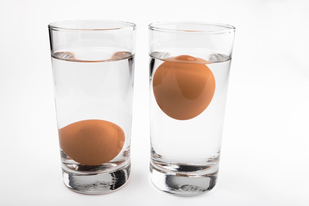 Healthstories Ο πιο γρήγορος τρόπος για να καταλάβετε εάν ένα αυγό είναι χαλασμένο