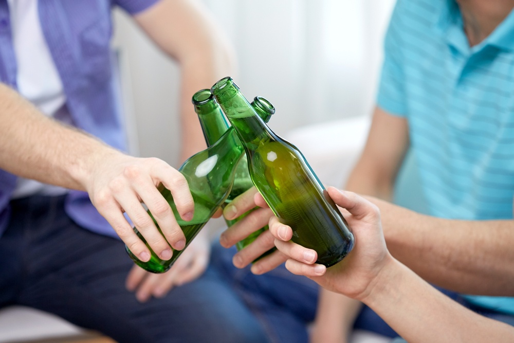 Έρευνα Κάνναβη και αλκοόλ από τα 14 οι έφηβοι στην Ελλάδα