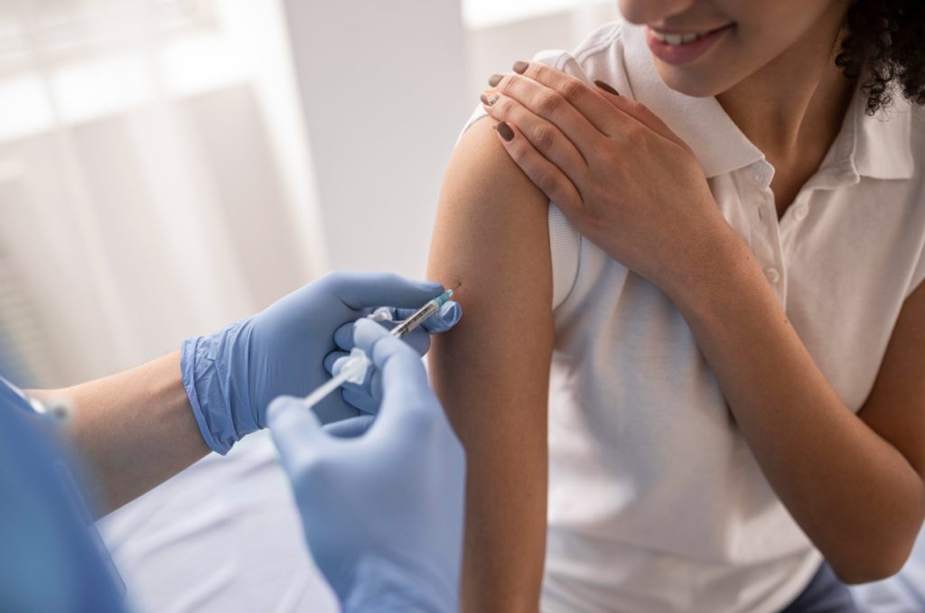 Ικανοποίηση στην Ευρώπη: Ξεπέρασε τις ΗΠΑ σε εμβολιασμούς