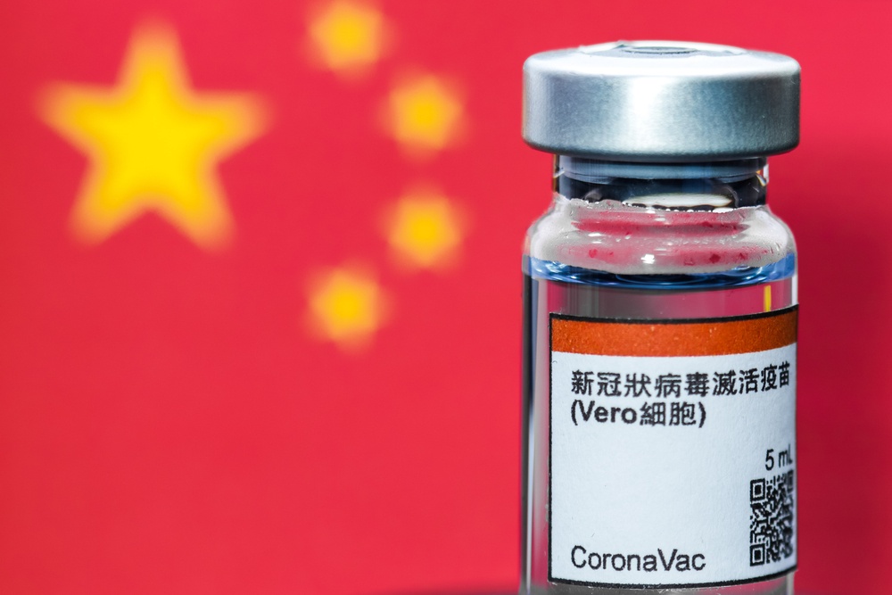Το Πεκίνο θα διαθέσει σε άλλες χώρες 2 δισεκ. δόσεις εμβολίου κατά της COVID-19