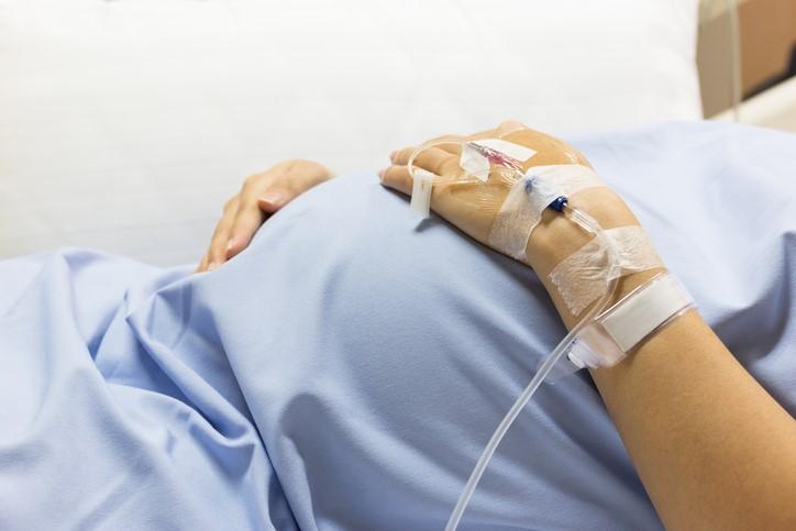 Βρετανία: Αύξηση στις εισαγωγές εγκύων στα νοσοκομεία - Πλήττονται περισσότερο από τη μετάλλαξη Δέλτα