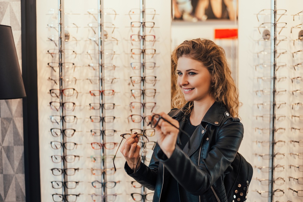 ΕΟΠΥΥ: Τι ισχύει με την αποζημίωση για γυαλιά οράσεως και τα voucher