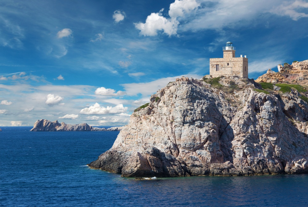 Healthstories-Η ιταλική Elle και ο ΕΟΤ Ιταλίας υμνούν έξι ελληνικά νησιά