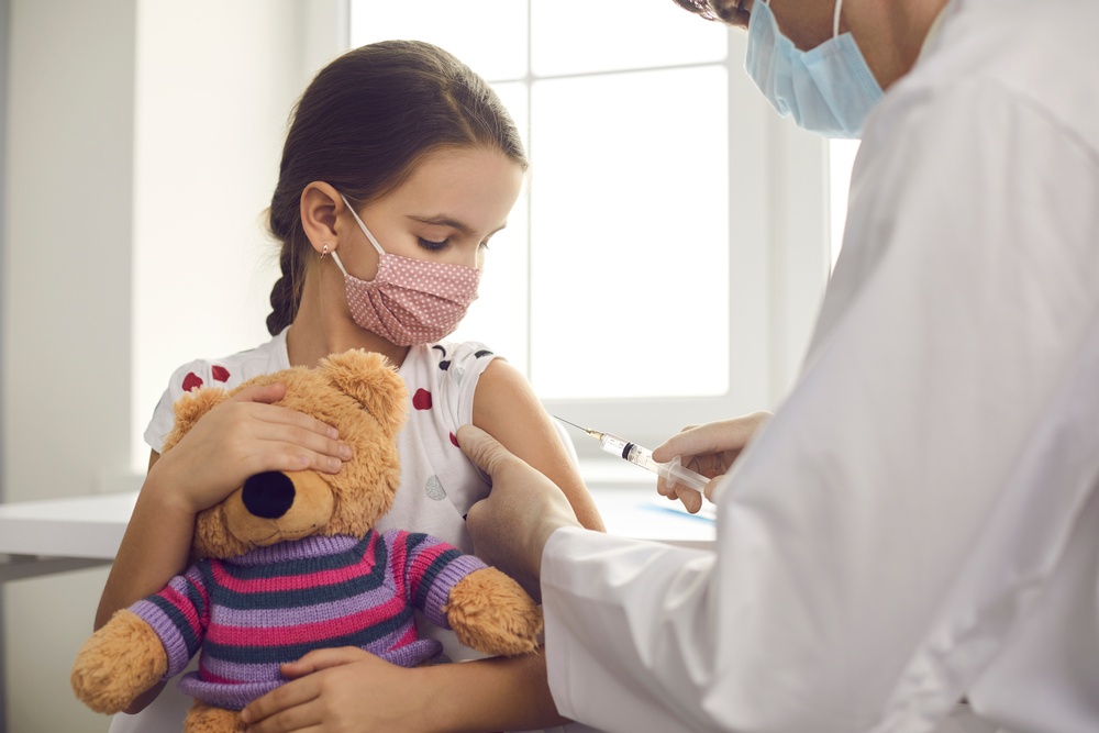 Εμβολιασμός παιδιών 5-11 ετών: Ποια είναι η άποψη του καθηγητή Γιώργου Χρούσου