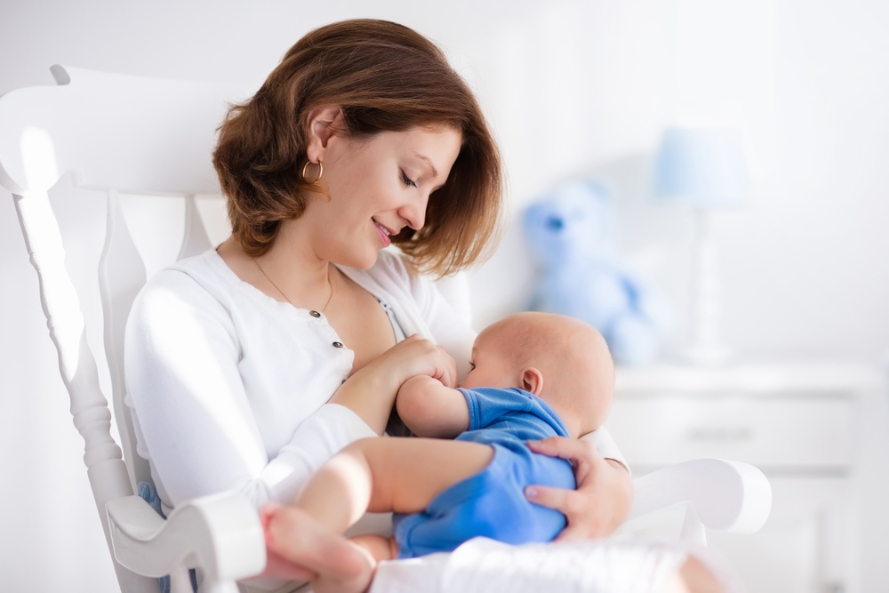 Ο μητρικός θηλασμός ασπίδα προστασίας έναντι της COVID-19