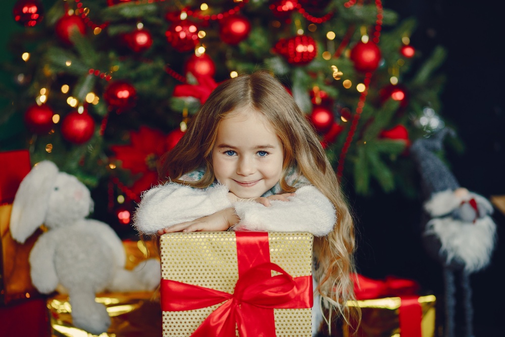 Πώς θα βάλετε «φρένο» στην χριστουγεννιάτικη… απληστία των παιδιών
