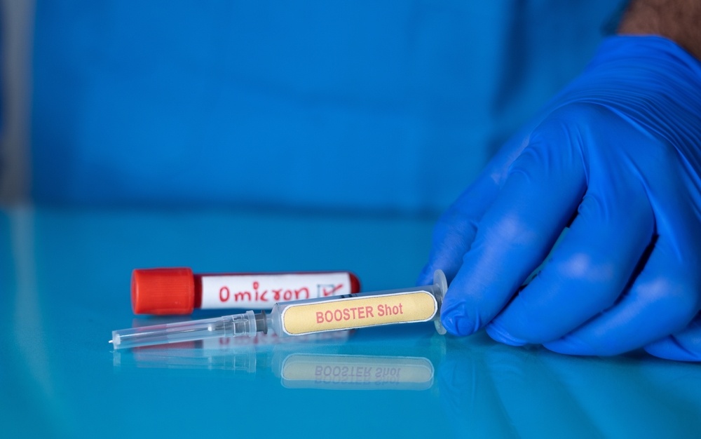 Μόσιαλος: Μικρότερος ο κίνδυνος της Όμικρον για τους εμβολιασμένους