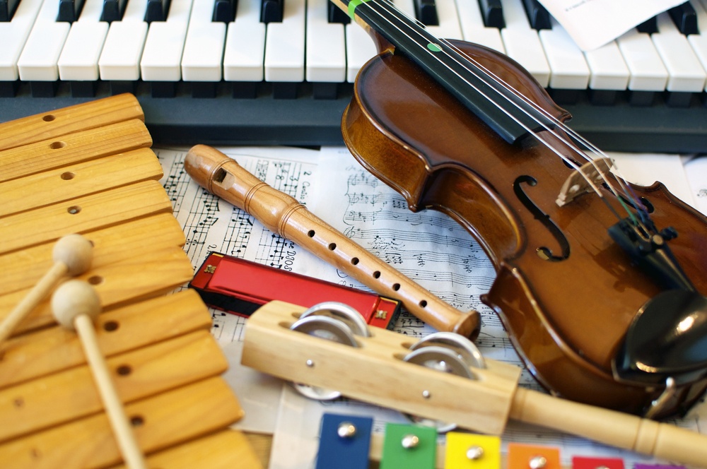 Παιδιά του Δημοτικού ανακαλύπτουν τα μουσικά όργανα στο Ωδείο Αθηνών