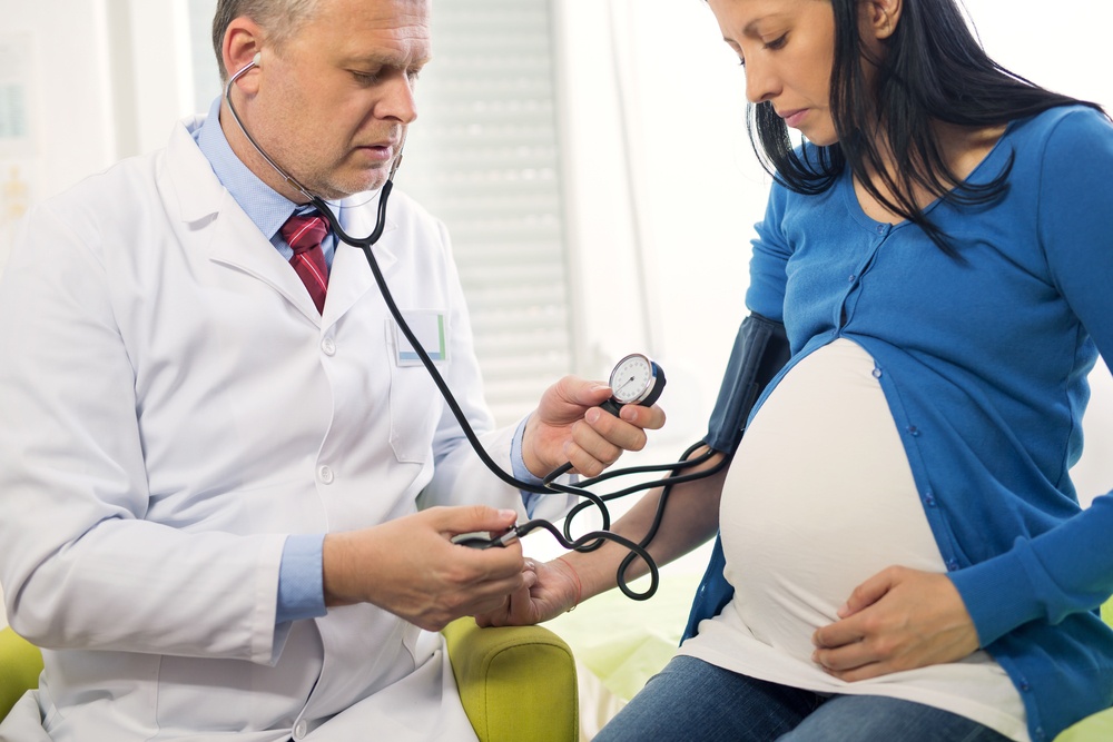 Υπερδιπλάσιος ο κίνδυνος υπέρτασης ακόμα και 10 χρόνια μετά για τις εγκύους με προεκλαμψία