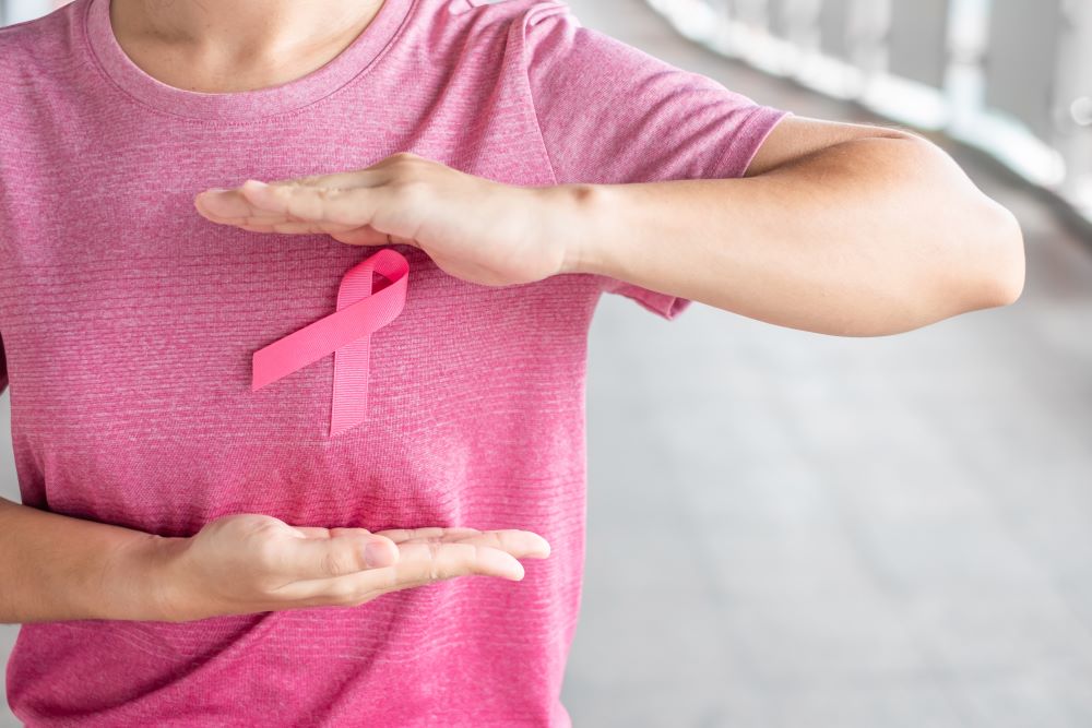 Φάρμακο μειώνει στο μισό τον κίνδυνο επιδείνωσης του καρκίνου του μαστού προχωρημένου σταδίου