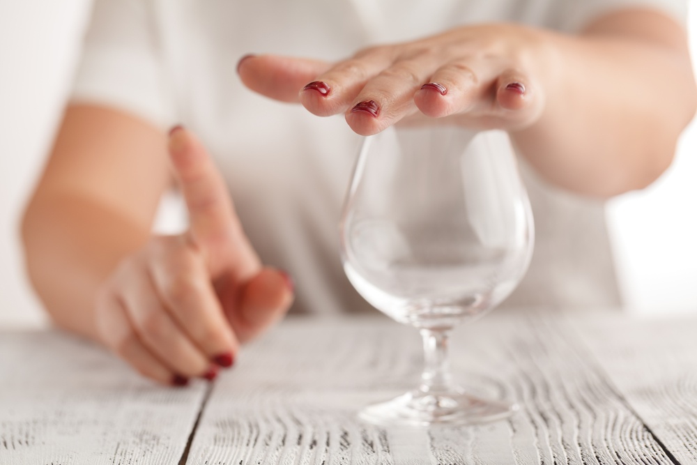 Healthstories Τι θα συμβεί στο σώμα σας όταν σταματήσετε να πίνετε