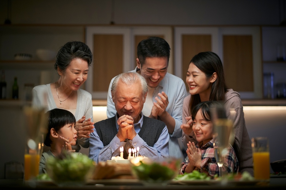 Healthstories Οι Κινέζοι ανησυχούν για εξάπλωση της COVID στους ηλικιωμένους - Προειδοποίηση ΠΟΥ για έξαρση