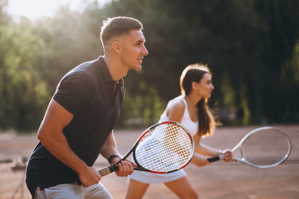 Γιατί να ξεκινήσετε φέτος τένις: Μάθετε για τα οφέλη