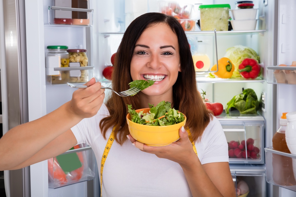 Μυστικά για να διατηρήσετε φρέσκια τη σαλάτα στο ψυγείο περισσότερες ημέρες