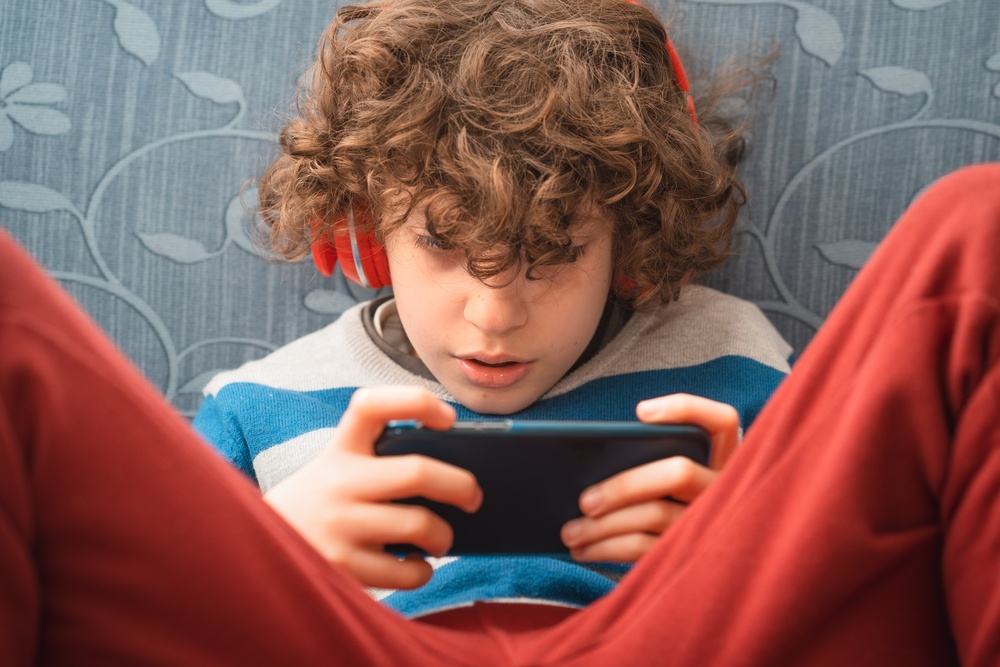 Οι εφαρμογές γονικού ελέγχου, ο φόβος και πως να προστατέψετε το παιδί από ηλεκτρονικά παιχνίδια και όχι μόνο