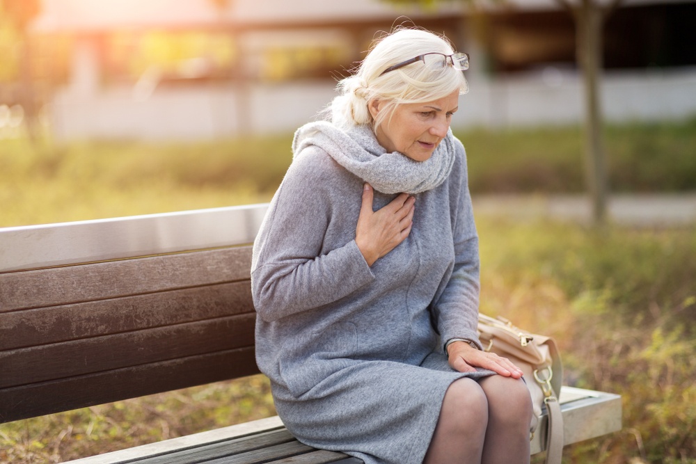 Τα «σιωπηλά» σημάδια της καρδιακής νόσου στις γυναίκες, από την παδική ηλικία μέχρι την εμμηνόπαυση