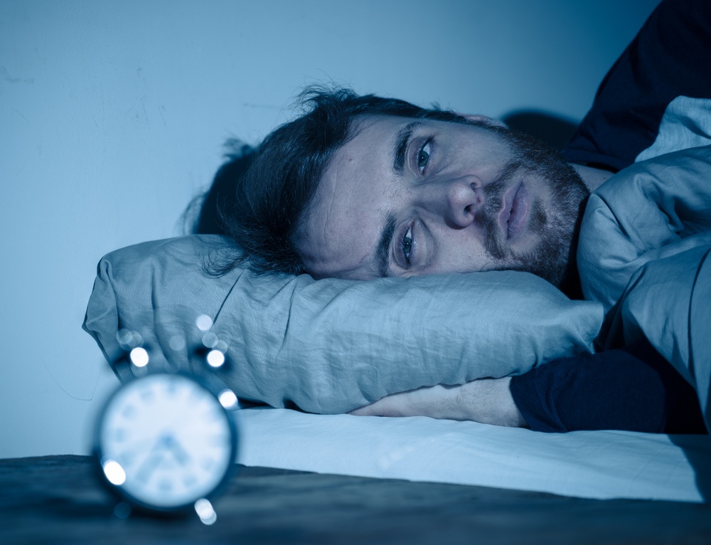 Πώς οι δυσκολίες στον ύπνο συνδέονται με άνοια