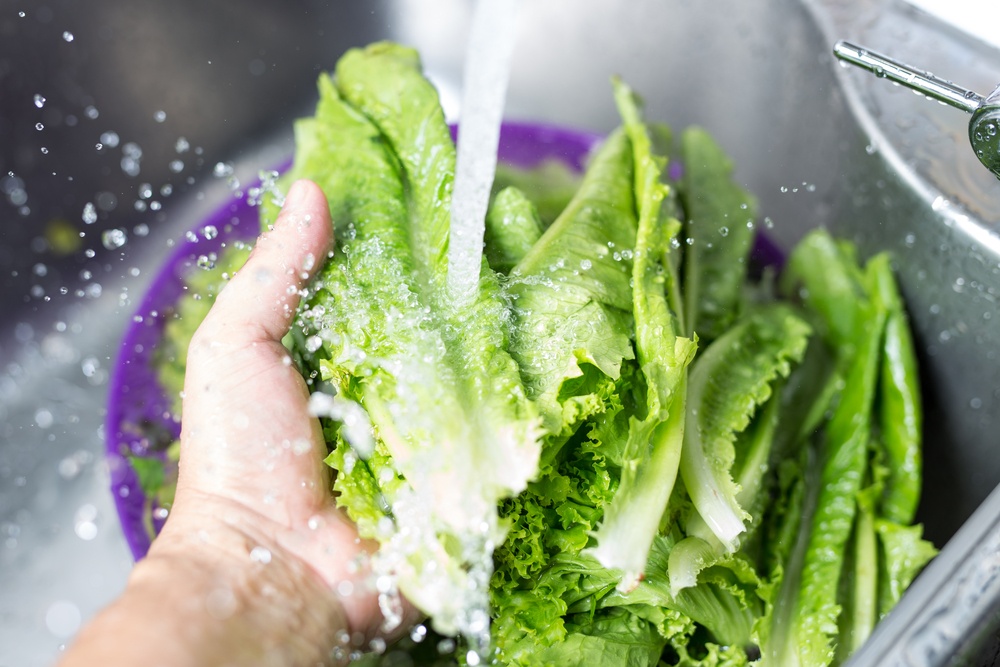 Healthstories Ο σωστός τρόπος για να πλένετε όλα τα είδη λαχανικών