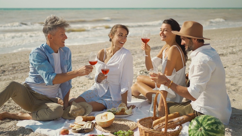 Healthstories 8 συμβουλές για μοναδικές εμφανίσεις στην παραλία αν είστε άνω των 55-60 ετών