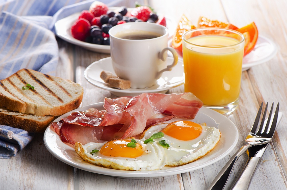 Ενεργοποιήστε τον μεταβολισμό με πρωτεΐνη στο πρωινό