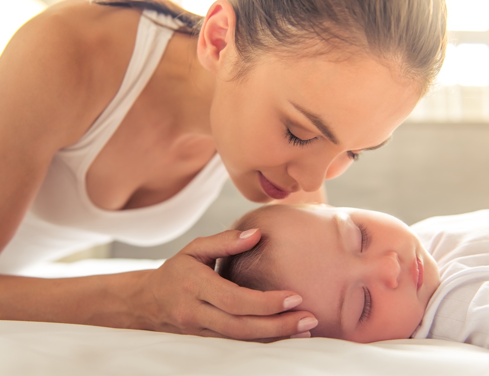 Healthstories Μυρωδιά μωρού Τι λέει η επιστήμη για το μεθυστικό άρωμα που όλοι θέλουν να μυρίζουν