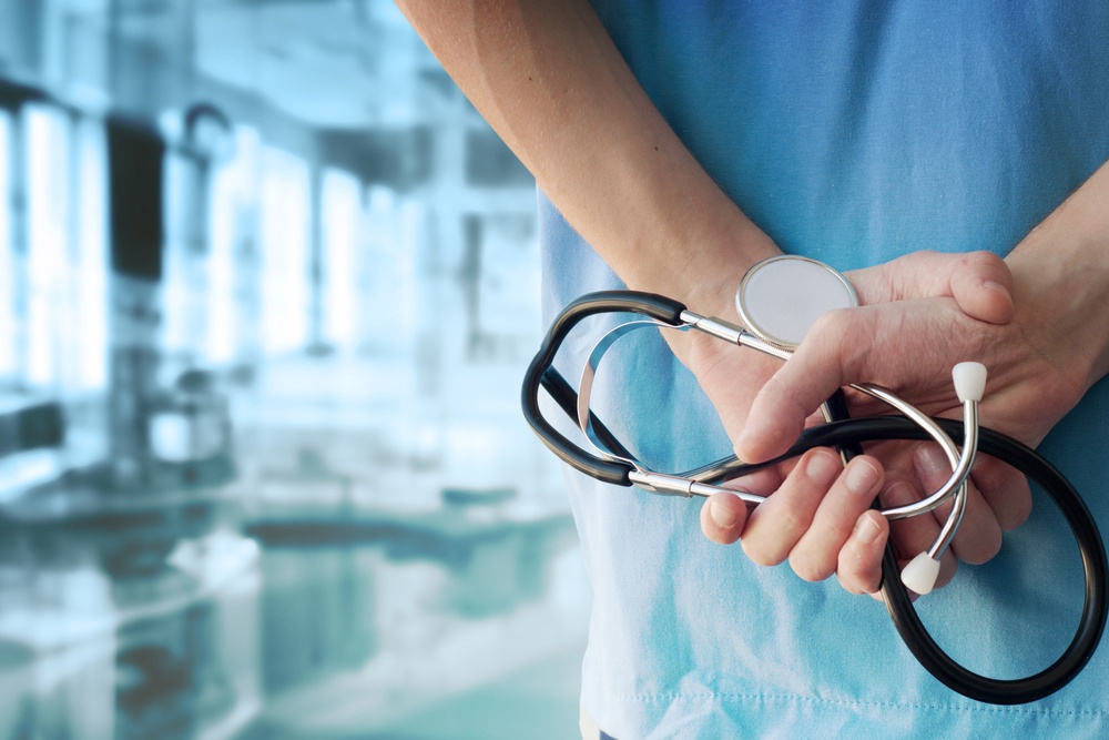 Healthstories ΟΕΝΓΕ Γιατρός τιμωρήθηκε στο νοσοκομείο Λαμίας, επειδή δεν ακολούθηε οδηγία του διοικητή