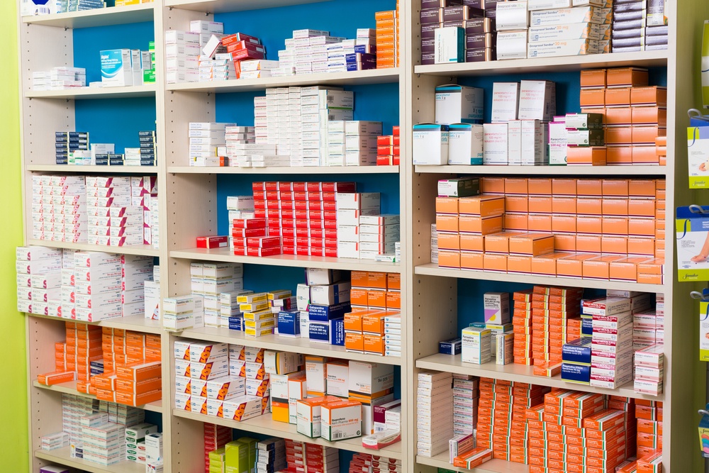 Ελλείψεις φαρμάκων: Ο ΕΟΦ, οι συνδικαλιστές και τα λουκέτα στις φαρμακαποθήκες