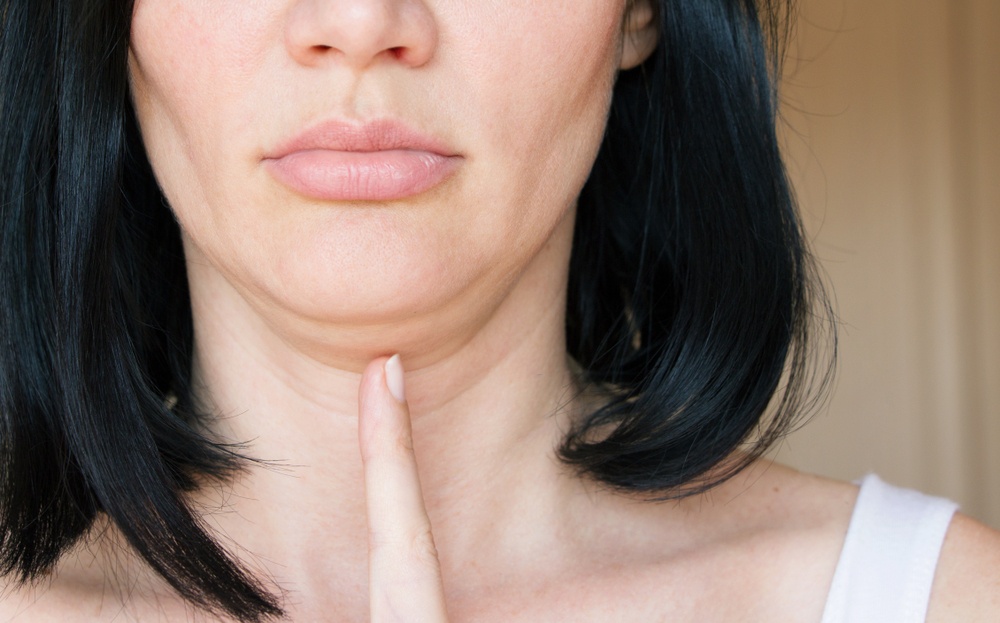 Νεανικός λαιμός: Πως θα απαλλαγείτε από το προγούλι