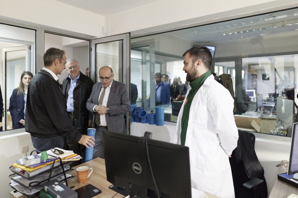 Mitsotakis- Nosokomeio Stauros Niarxos