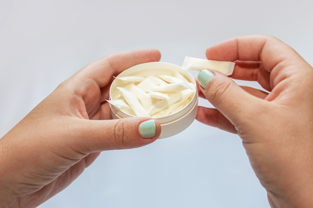 nicotine pouches PMI meiosi tis vlavis