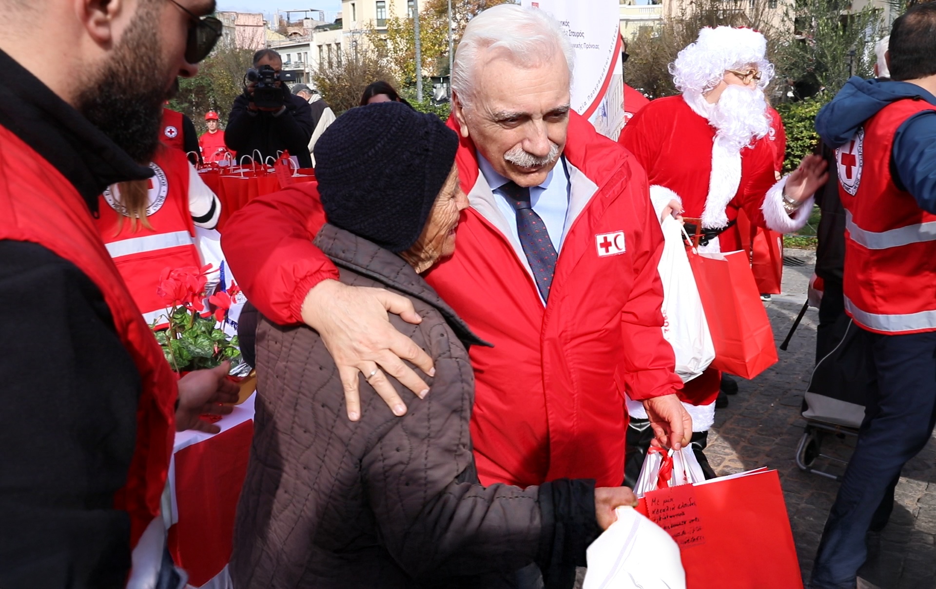 eortastika gevmata se astegous