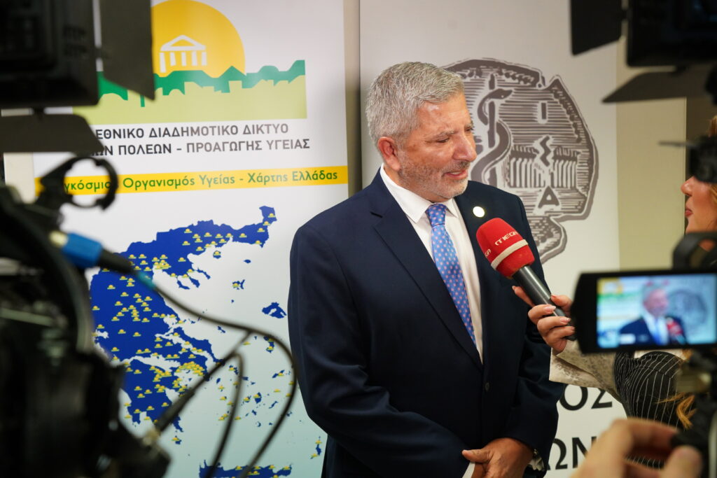 G. Patoulis stin parousiasi tou vivliou tou