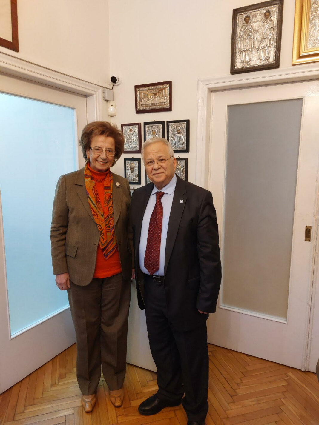 Elliniki Etaireia Mastologias